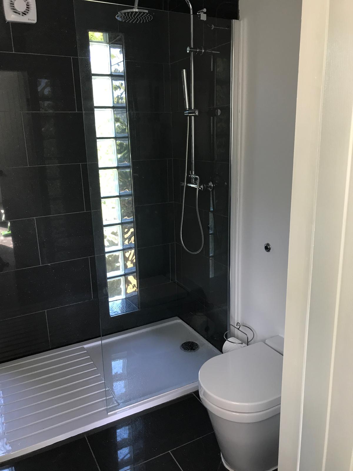 Stylish shower room with contemporary design